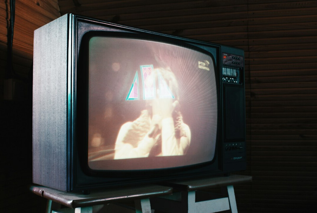 retro tv viewer